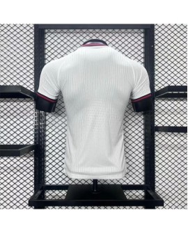 Barcelona 2024/25 Authentic Edition Weißes Trikot Spielerversion