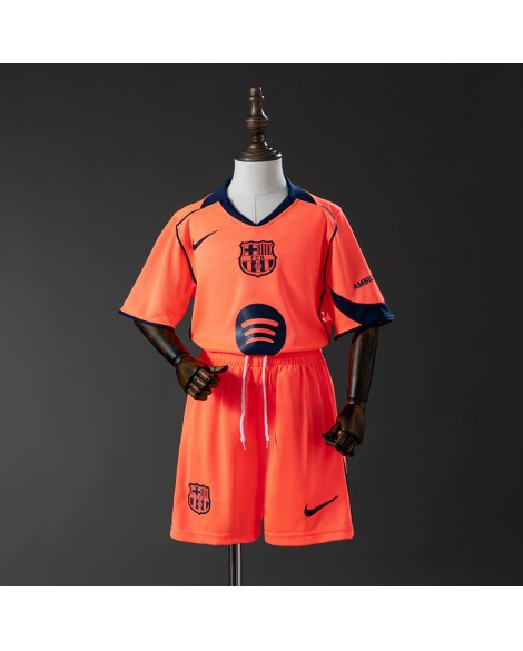 Barcelonas drittes Auswärtsspiel der Saison 25/26 - Kind Barcelonas drittes Auswärtsspiel der Saison 25/26 - Kind