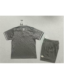 Real Madrid Drittes Trikot 2024/25 Kind (Trikot + Shorts)
