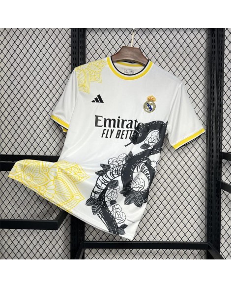 Real Madrid 2024/25 Weiß-schwarzes Mamba-Sonderedition-Trikot