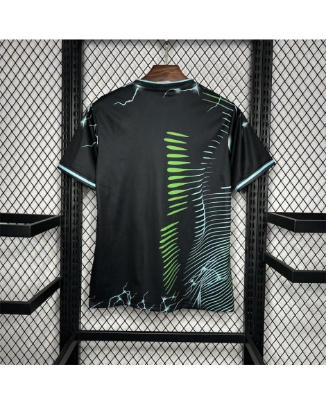 Real Madrid 2024/25 Sonderedition Schwarzes und Grünes Trikot