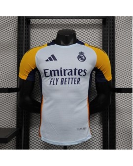 24/25 Spieler-Trainingstrikot von Real Madrid