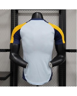 24/25 Spieler-Trainingstrikot von Real Madrid