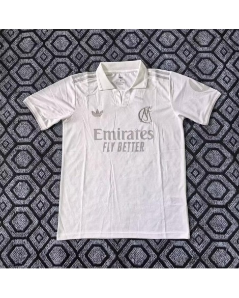 Trikot zum 125-jährigen Jubiläum von Real Madrid