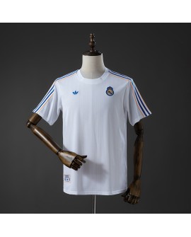 Real Madrid Fan-T-Shirt mit Logo, weiß und blau
