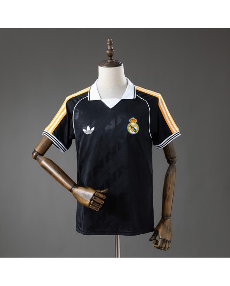 Real Madrid 2627 Retro Schwarzes Trikot