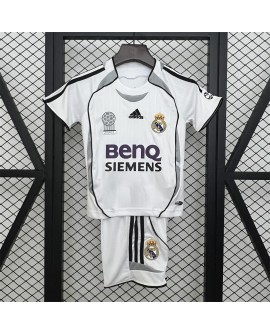 Real Madrid Heimtrikot der Saison 06/07 - Kind
