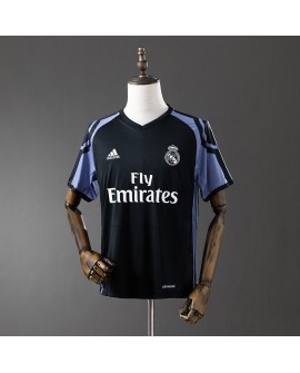 Retro Real Madrid Auswärtstrikot 16/17