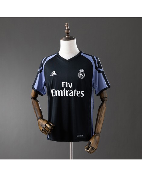 Retro Real Madrid Auswärtstrikot 16/17