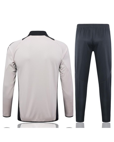 Real Madrid Trainingsjacke-2425 Hellrosa