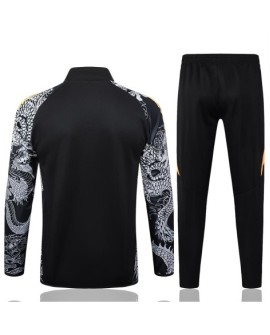 Real Madrid Trainingsanzug-Jacke – 2425 Schwarz (Inkjet Dragon)