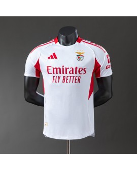 Das dritte Auswärtstrikot von Benfica für die Saison 25/26 - Player 