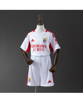 Das dritte Auswärtstrikot von Benfica für die Saison 25/26 - Kind