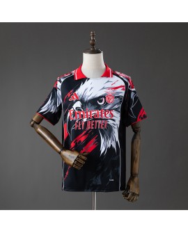 Benfica 26/27 Sondertrikot mit Adler - Schwarz & Weiß