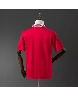 Retro-Heimtrikot von Benfica aus der Saison 97/98