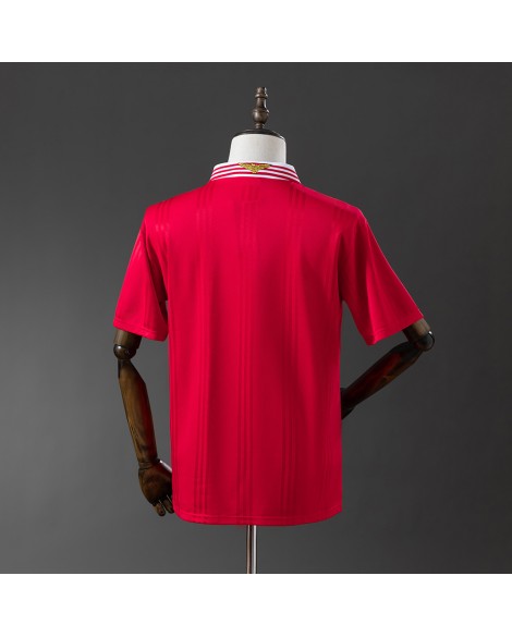 Retro-Heimtrikot von Benfica aus der Saison 97/98