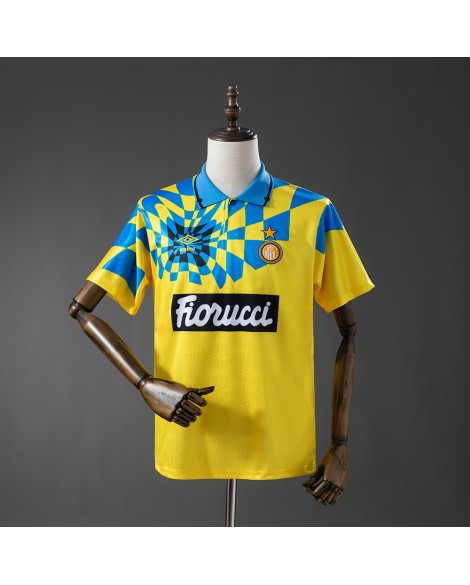 Das dritte Auswärtstrikot von Inter Mailand aus der Saison 92/94 (Retro-Trikot)