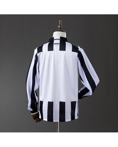 Juventus Heimtrikot der Saison 2014/15 langärmelig Retro