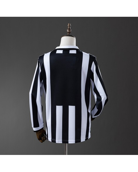 Juventus Heimtrikot der Saison 95/97 langärmelig Retro Juventus Heimtrikot der Saison 95/97 langärmelig Retro