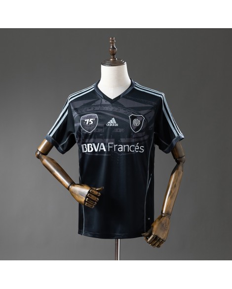 River Plate Retro-Trikot zum 75-jährigen Jubiläum der Saison 2013/14