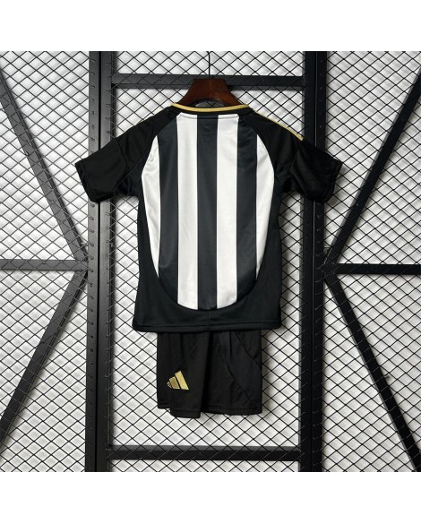 25/26 Kinder Atlético Mineiro zu Hause