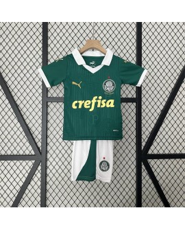 24/25 Kinder im Palmeiras House