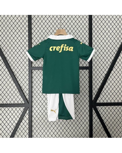24/25 Kinder im Palmeiras House