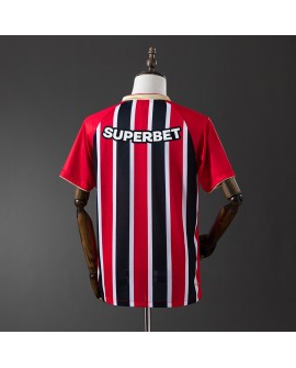 Auswärtstrikot für die Saison 2025/26 von São Paulo