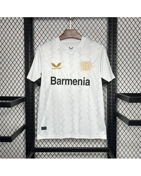 Bayer 04 Leverkusen 2024/25 Auswärtstrikot