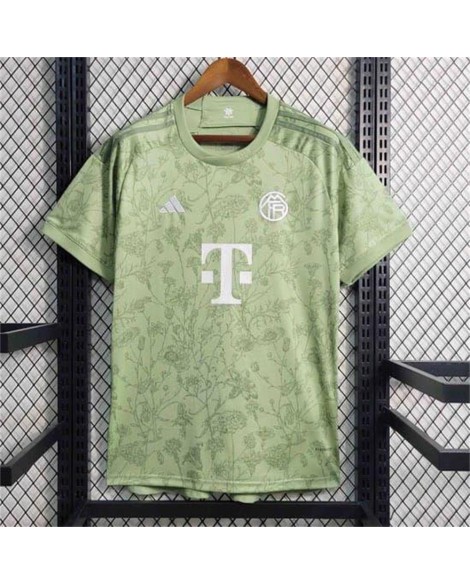 Bayern München 23./24. Oktoberfest Sonderedition Kurzarm-T-Shirt