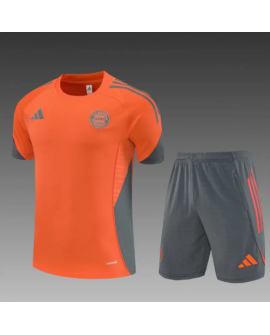 Bayern München Auswärts-Trainingsset 25/26 (Trikot + Hose)