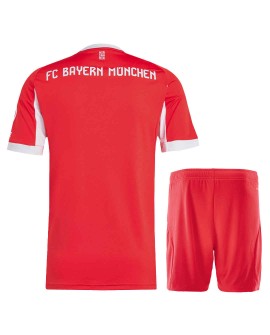 Bayern München Heim-Outfit 25/26 (Trikot + Hose)