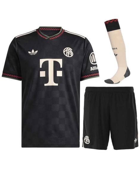 Das dritte Trikot des FC Bayern München für die Saison 2025/26 (Trikot + Shorts + Stutzen)