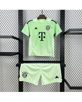 Bayern München Torwart-Ausrüstung 2025/26 (Trikot + Hose)