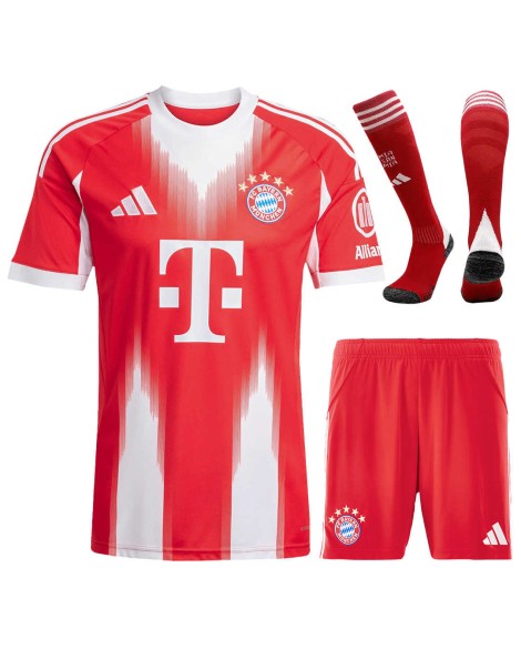 Bayern München Heimtrikot 2025/26 + Shorts + Stutzen