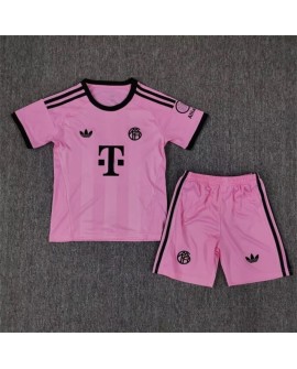 Bayern München Torwart-Ausrüstung 2025/26 (Trikot + Hose)
