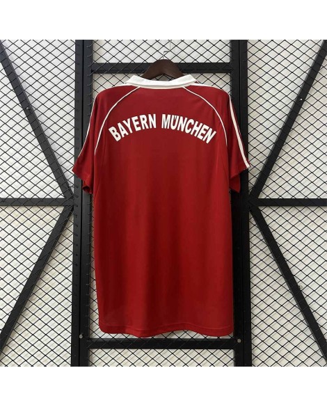 Bayern München Heimtrikot der Saison 05/06 (Retro)