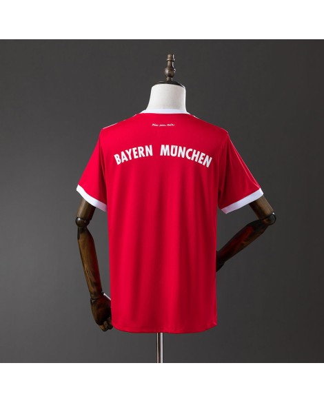 Bayern München Heimtrikot der Saison 17/18 (Retro)
