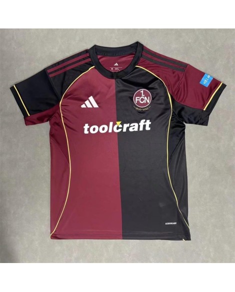 Nürnberger Fußballverein Heimtrikot 2526