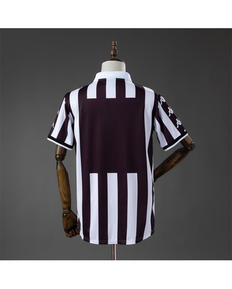 Heimtrikot von Saint Pauli für die Saison 00/01 in Retro-Design Heimtrikot von Saint Pauli für die Saison 00/01 in Retro-Design