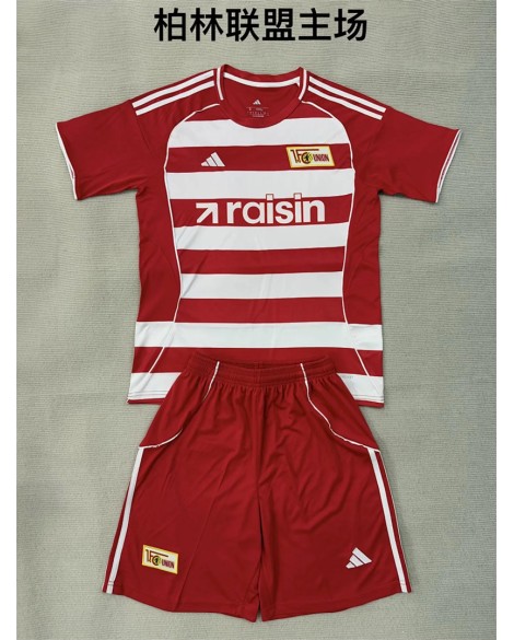 Union Berlin Heimtrikot 25/26 (Trikot + Hose) - Kinder Union Berlin Heimtrikot 25/26 (Trikot + Hose) - Kinder