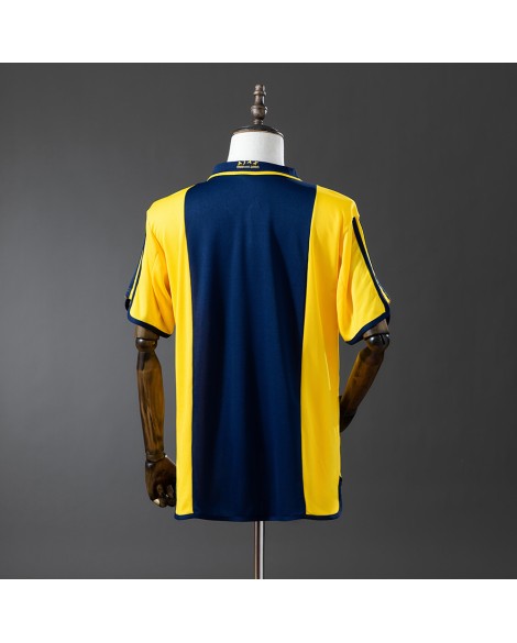 Retro-Auswärtstrikot von Ajax aus der Saison 00/01