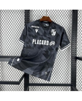 Vitória de Guimarães 2025/26 Auswärtstrikot