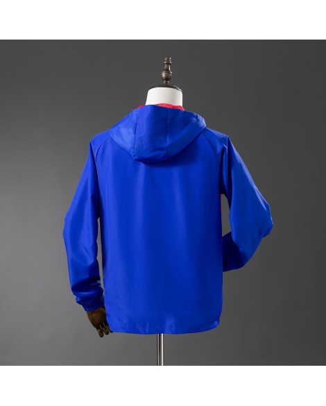 Arsenal Trenchcoat der Saison 25/26, einseitig bedruckt – blau und rot Arsenal Trenchcoat der Saison 25/26, einseitig bedruckt – blau und rot