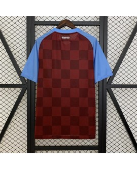 Aston Villa Heim-Retro-Trikot 2011/12