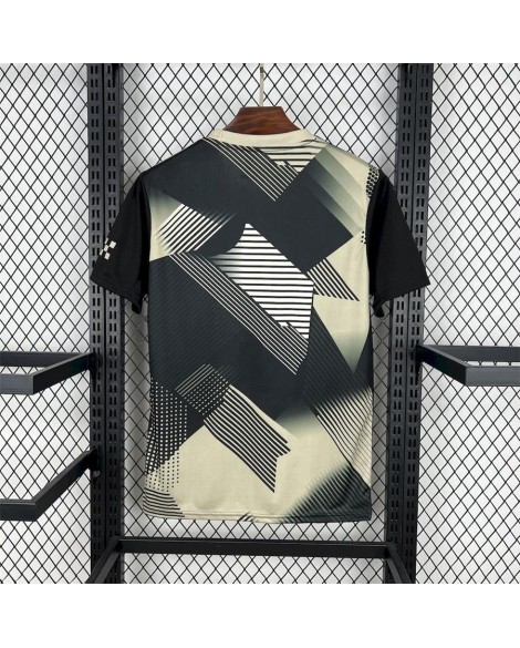 Manchester City 2025/26 Schwarz-gelbes Konzepttrikot