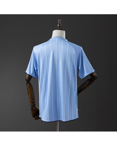 Retro-Heimtrikot von Manchester City 08/09