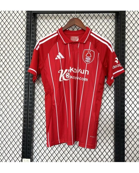 Nottingham Forest Heimtrikot 2025/26