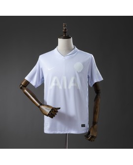 Weißes Trikot zum 125-jährigen Jubiläum von Tottenham Hotspur
