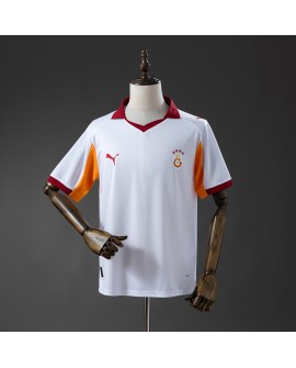 Galatasaray 25-26 Auswärtstrikot Galatasaray 25-26 Auswärtstrikot